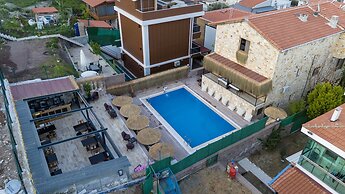 Stone House Foca Butik Otel