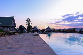 Outback Kenya Lodge