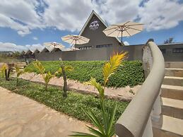 Outback Kenya Lodge