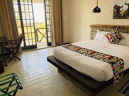 Outback Kenya Lodge