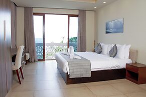 Royal Shaza Suites