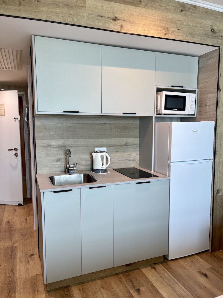 Carmel Holiday Apartments