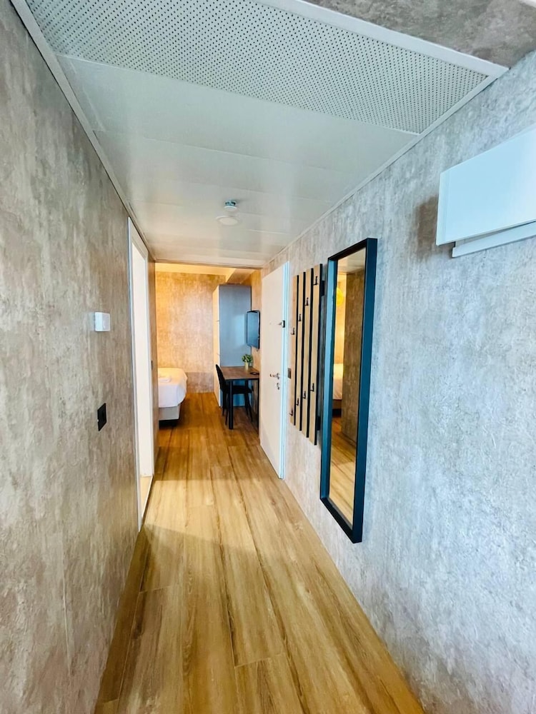 Carmel Holiday Apartments