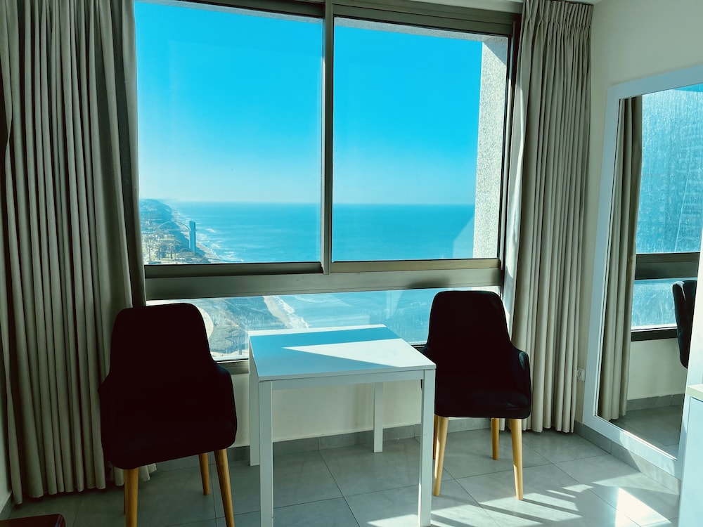 Carmel Holiday Apartments