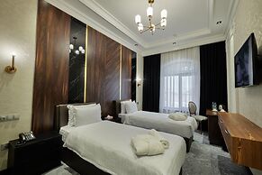 Continental Hotel