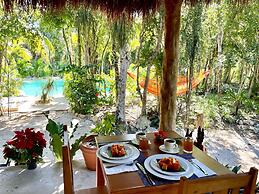 Glamping Bunga Lotus
