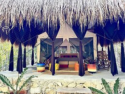 Glamping Bunga Lotus