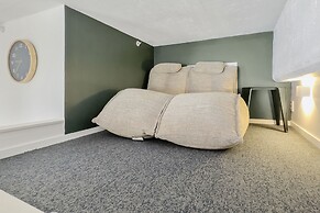 Contemporary and fun styled studio loft