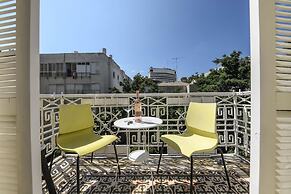 Modern & Bright 3BR apt with 2Balconies