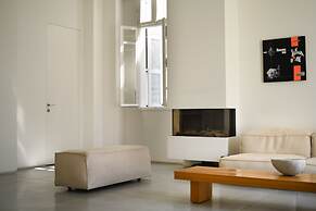 Modern & Bright 3BR apt with 2Balconies