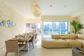 Tanin - Luxury Waterfront Apt with Stunning Marina Views