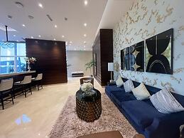 Tanin - Luxury Waterfront Apt with Stunning Marina Views