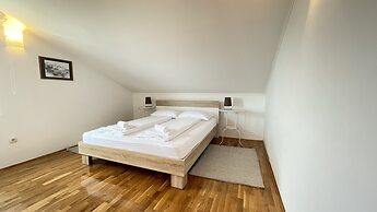 Aparment More