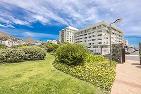 Stylish and Modern Studio in the Beachfront