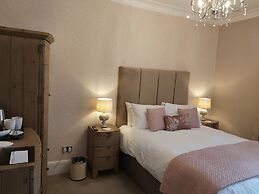 Llys Aeron Guest House