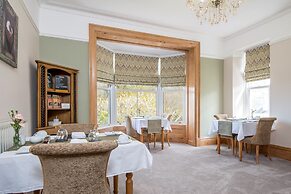 Llys Aeron Guest House