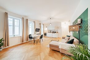 The 15s Apartments