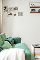 The 15s Apartments
