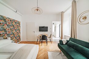 The 15s Apartments