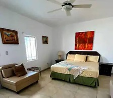 Edwards Guesthouse