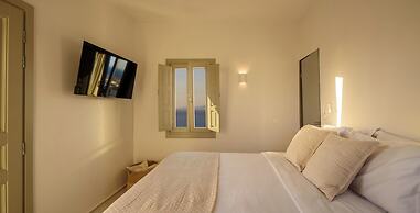 Oia Treasures Art Suites