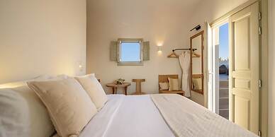 Oia Treasures Art Suites