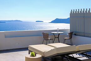 Oia Treasures Art Suites
