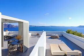 Oia Treasures Art Suites