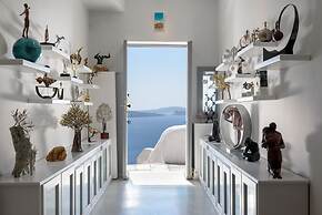Oia Treasures Art Suites