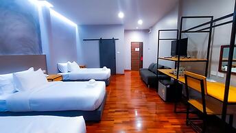 The Riva Vientiane Hotel