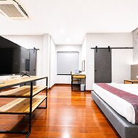 The Riva Vientiane Hotel