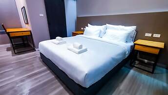 The Riva Vientiane Hotel