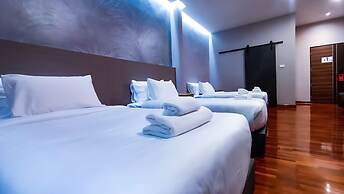 The Riva Vientiane Hotel