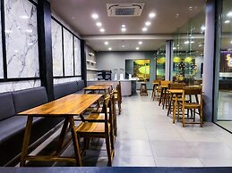 The Riva Vientiane Hotel