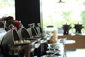 Ayra Hotel Airport Solo