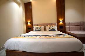 The Sky Imperial Hotel Sugam