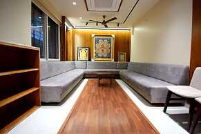 The Sky Imperial Hotel Sugam
