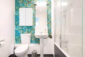 2 Bed Penthouse - Balcony - Smoking - Parking