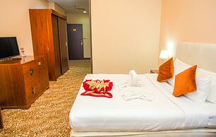 GREEN GARDEN HOTEL