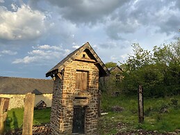 Hoppers Barn