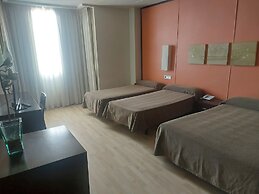Hotel Puerta de Ocaña
