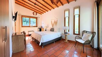 CASA EVE HOTEL