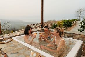 Unedo All Seasons Hotel