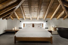 Unedo All Seasons Hotel