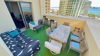 Bollywood Beach Hostel