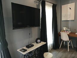 Mrs. Swan Hotel