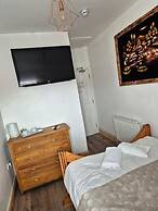 Alexander Hotel