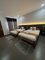 The moon kampot boutique