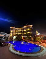 The moon kampot boutique