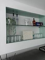LINCOLN SUITE